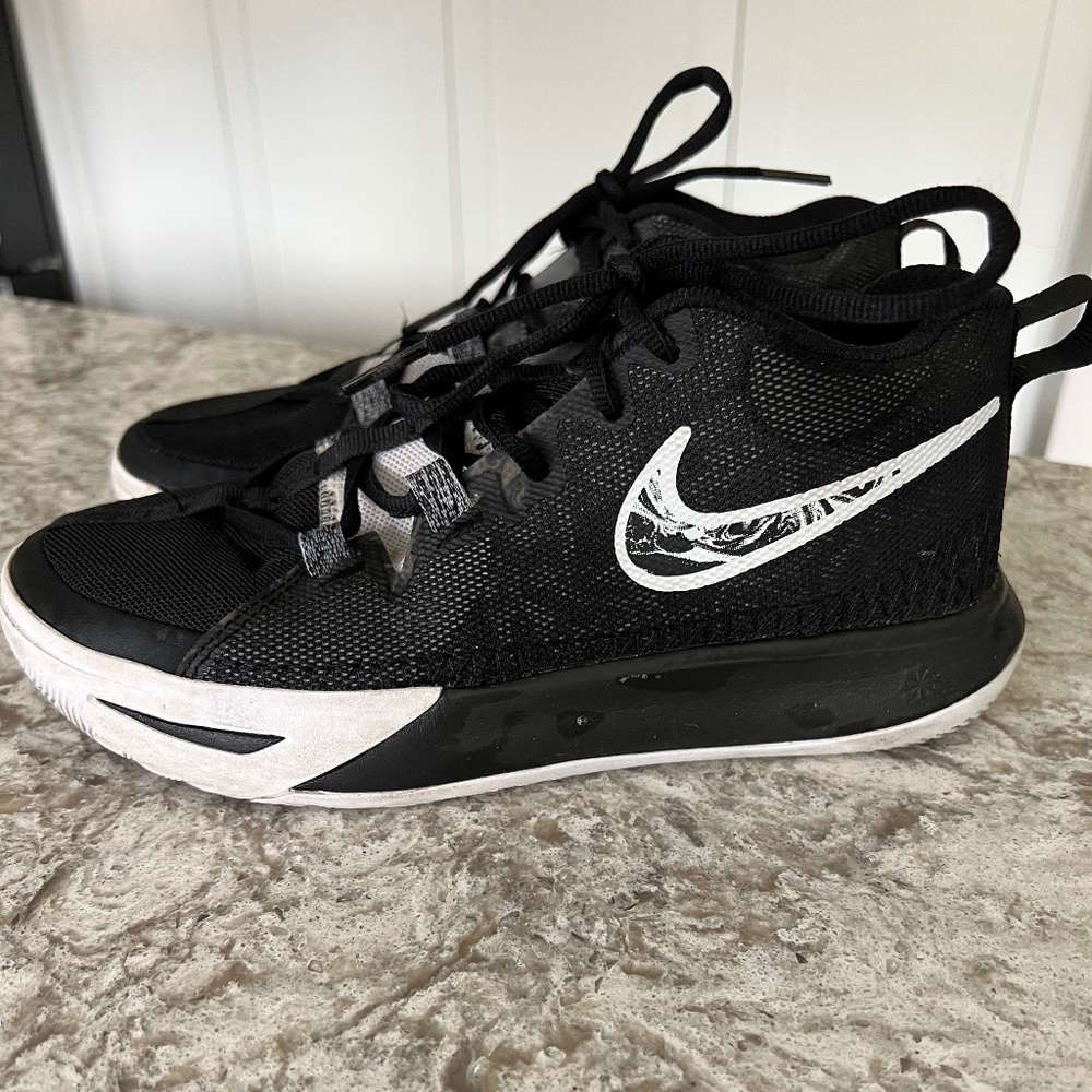 Nike Boys Basketball Shoes
